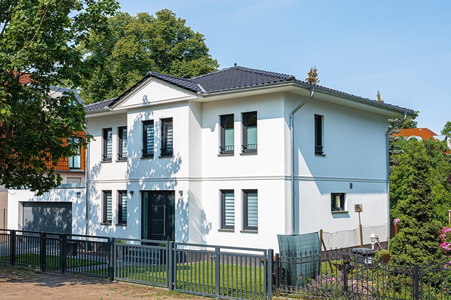 aktionshaus-maritimo-stadtvilla-modern-1